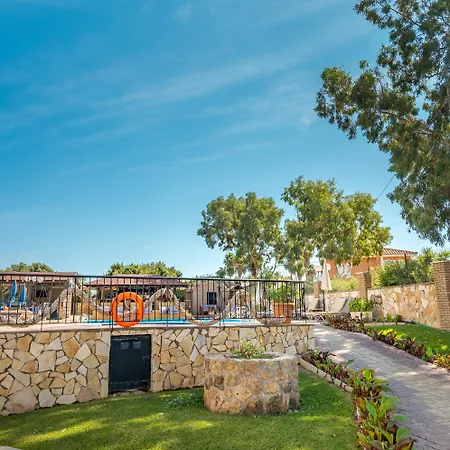 Sotiris شقة فندقية 2*