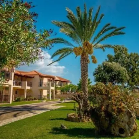 Sotiris Apart Otel Svoronata