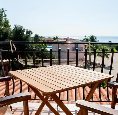 Apart Otel Sotiris 2*