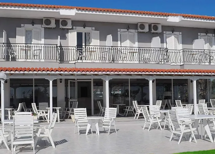 Sotiris Apartmanhotel 2*