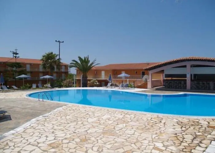 Sotiris Apartmanhotel 2*