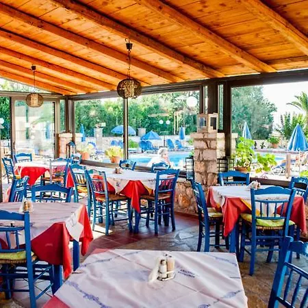 Ξενοδοχείο με διαμερίσματα Sotiris