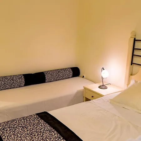 Ξενοδοχείο με διαμερίσματα Sotiris Σβορωνάτα