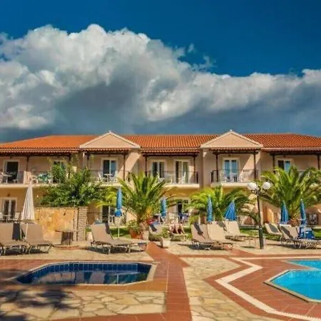 Ξενοδοχείο με διαμερίσματα Sotiris 2*