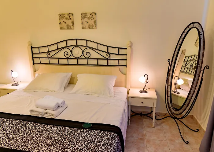 Sotiris Apartahotel 2*